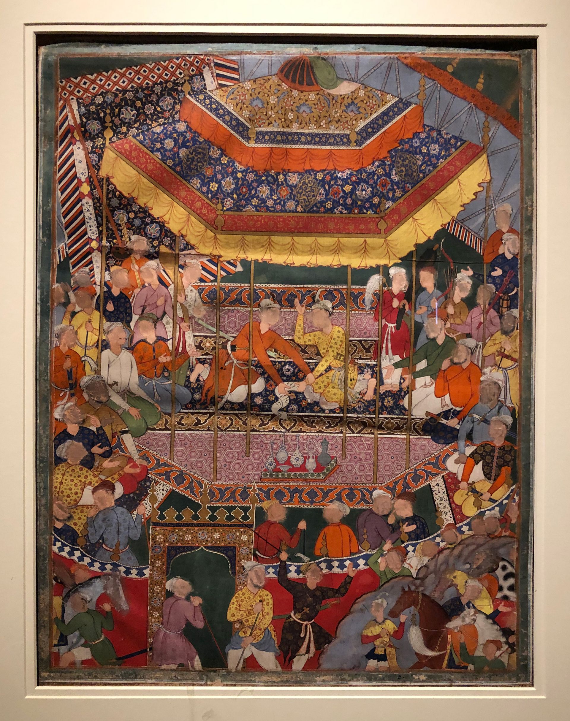 Hamzas Söhne Alamshah und Qubad diskutieren den Inhalt eines alarmierenden Briefs