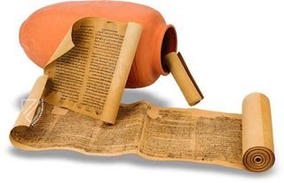 Qumran-Rollen: Schriftrollen vom Toten Meer – Maruzen-Yushodo Co. Ltd. – 1QIsa, 1QS and 1QpHab – Shrine of the Book (Jerusalem, Israel)