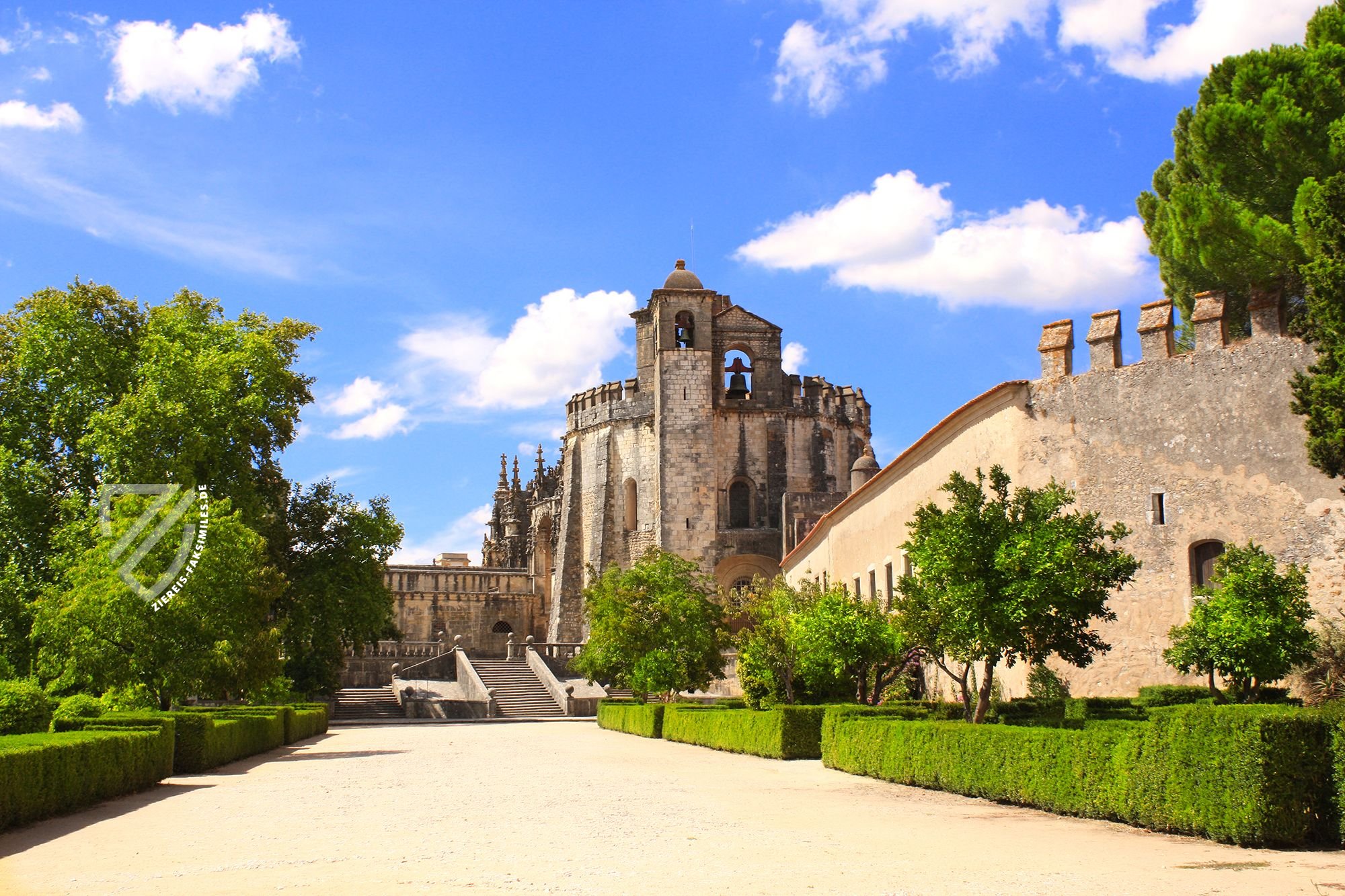 Das Christuskloster in Tomar (Quelle: iStock/frentusha)